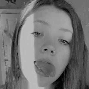 Meet your Posher, Kelsie